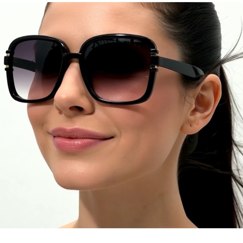Oversized Square‎ Sunglasses Women Black Gradient Lenses Eyewear UV Protection